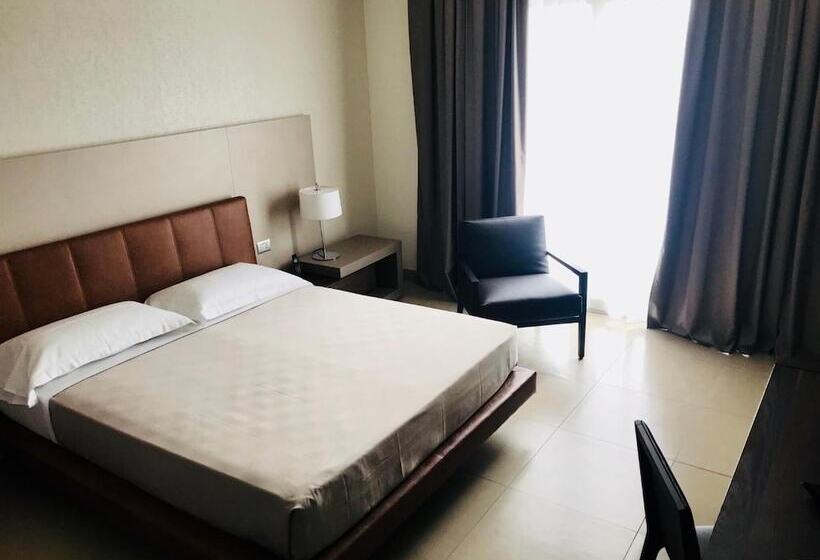 Номер Стандарт, Vespucci