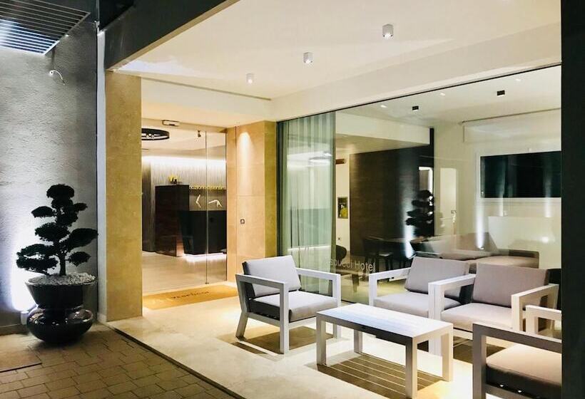 Номер Deluxe, Vespucci