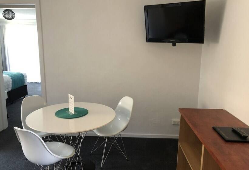 スイート, Araluen Motor Lodge