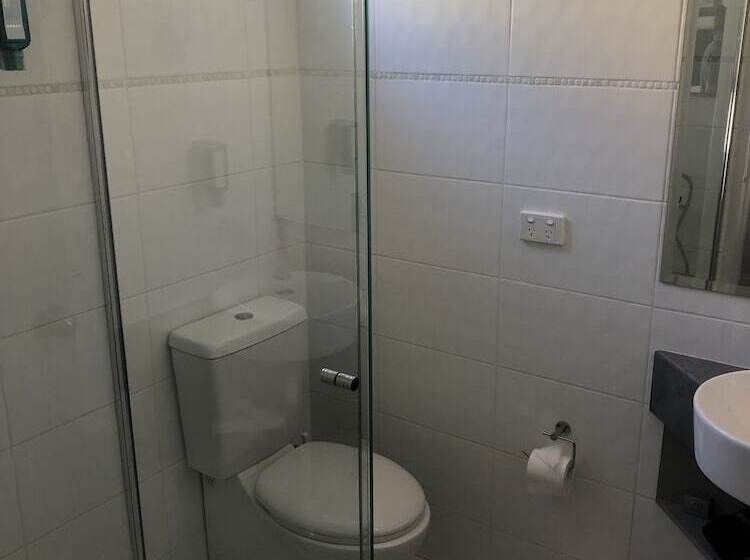 ファミリールーム, Araluen Motor Lodge