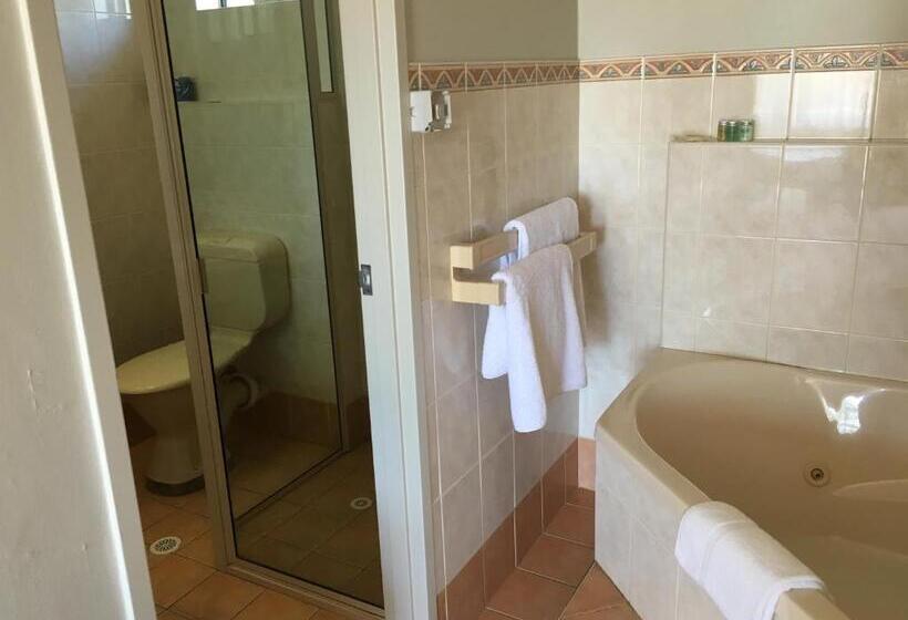 バスタブ付きスタンダードルーム, Araluen Motor Lodge