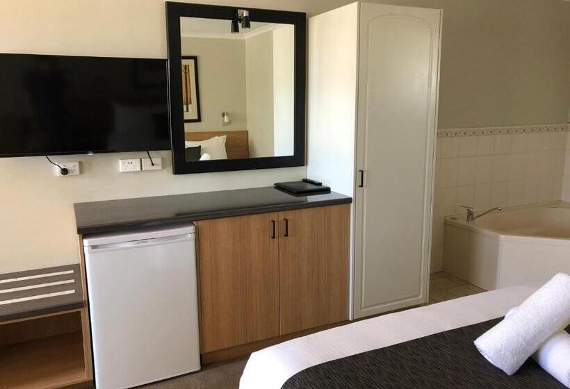 バスタブ付きスタンダードルーム, Araluen Motor Lodge