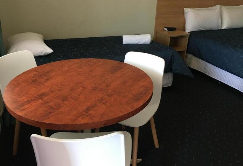 ファミリールーム, Araluen Motor Lodge