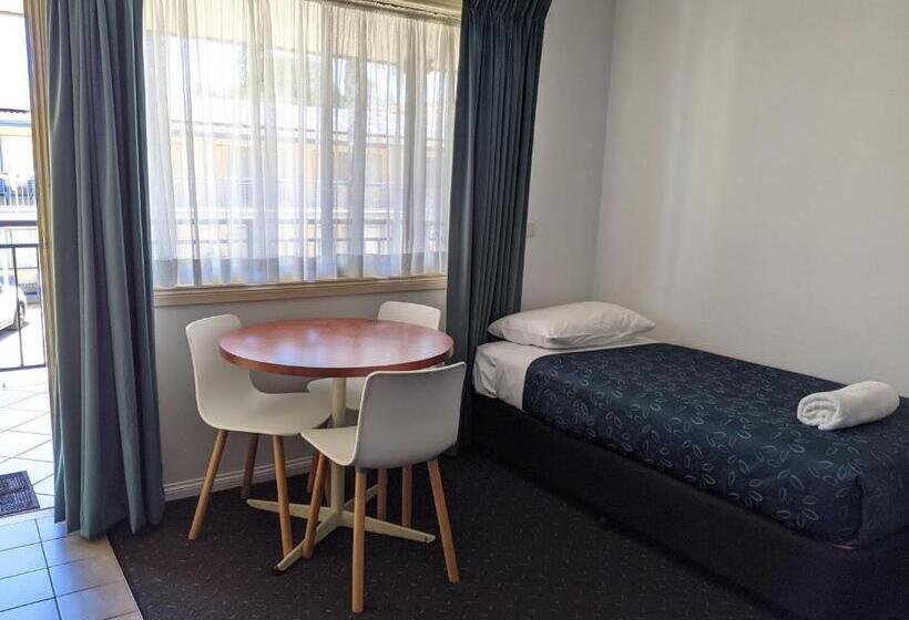 ファミリールーム, Araluen Motor Lodge