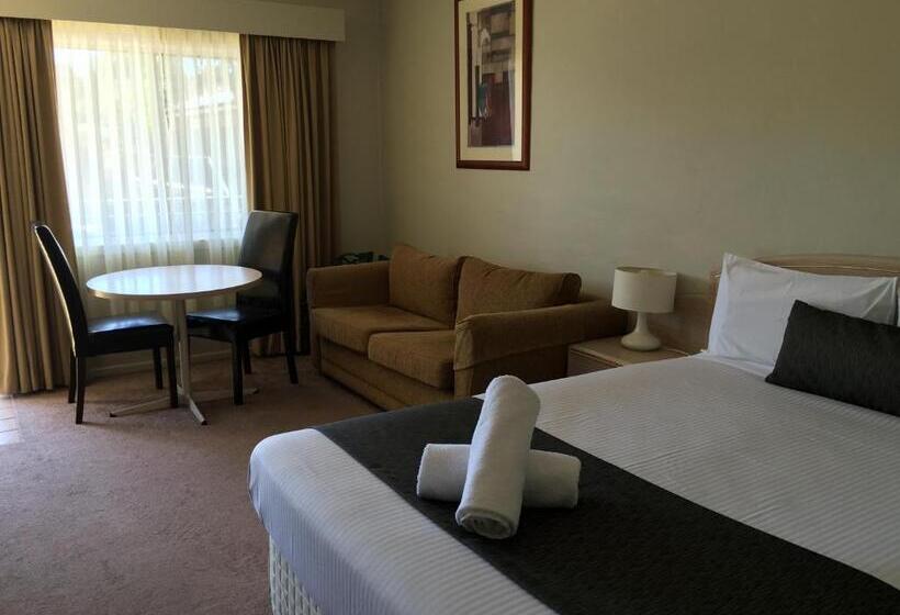 エクゼクティブルーム, Araluen Motor Lodge