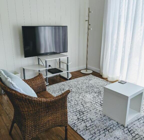 Бунгало Deluxe, Araluen Motor Lodge