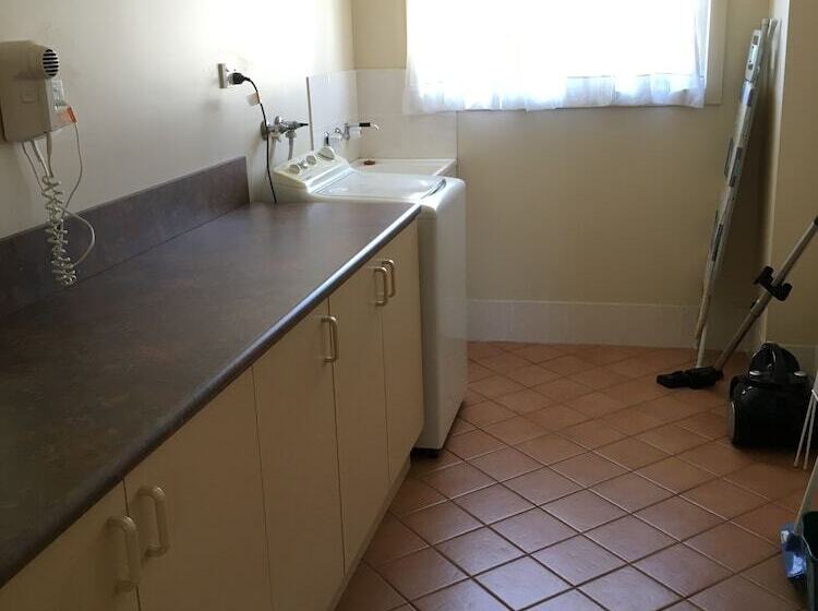 4ベッドルームアパートメント, Araluen Motor Lodge