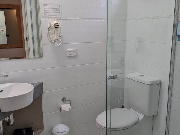 ファミリールーム, Araluen Motor Lodge