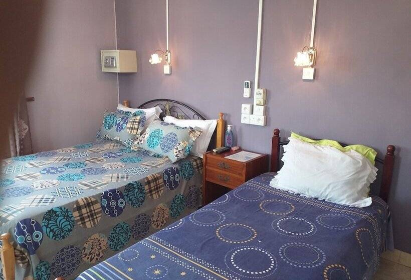 اتاق استاندارد سه نفره, Tyvabro Guesthouse