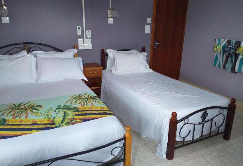 اتاق استاندارد سه نفره, Tyvabro Guesthouse