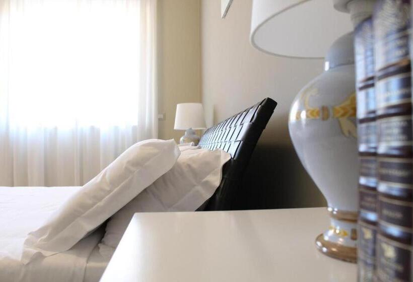 חדר סטנדרט לארבעה, Colonna Rooms & Apartment