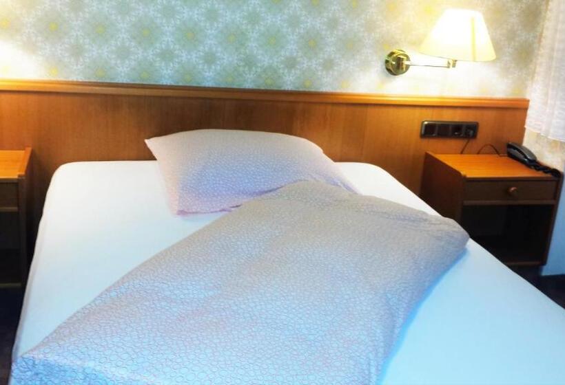 스탠다드 룸, Siegerland