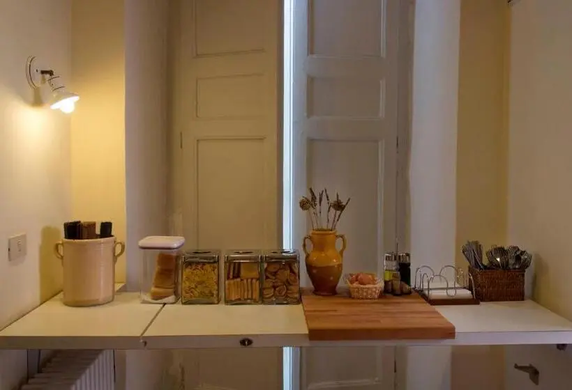 اتاق اکونومی, Giganti Mezzanino