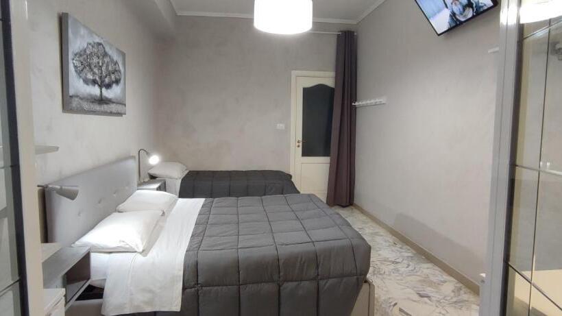 חדר סטנדרט לשלושה, Giambattista House Bari