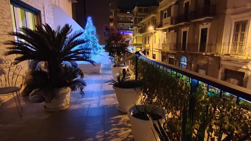 חדר סטנדרט לארבעה, Giambattista House Bari