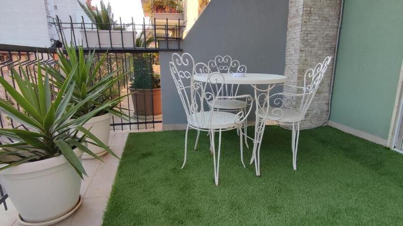 חדר סטנדרט לארבעה, Giambattista House Bari