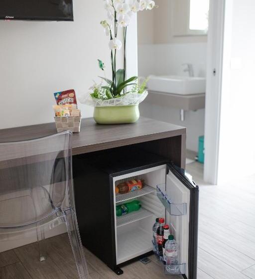 חדר אקונומי, Residenza Angelica