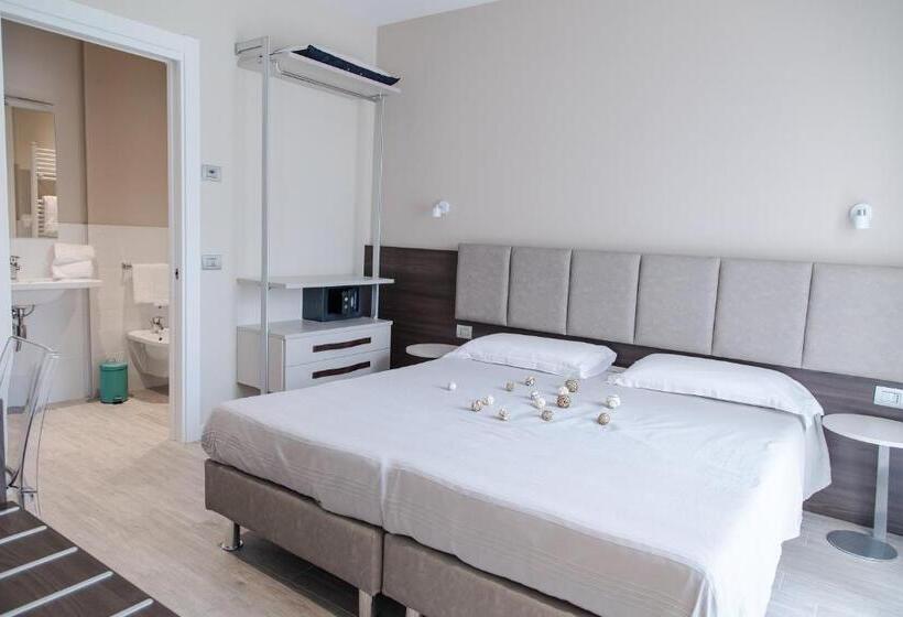 חדר אקונומי, Residenza Angelica