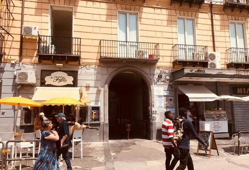 اتاق لوکس, Royal Flower