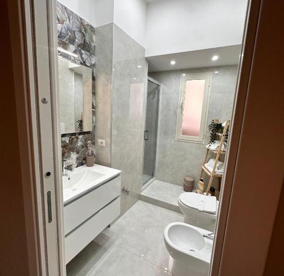 اتاق کلاسیک چهارنفره, Royal Flower