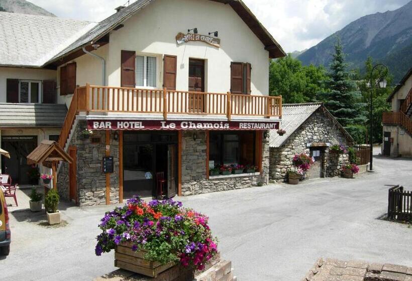 Трехместный Номер Классика, Restaurant Le Chamois