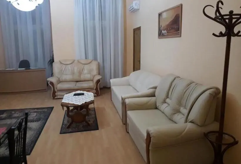 ４ベッドルームアパートメント, Piac Utcai Apartman