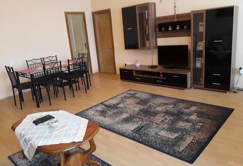 Номер Стандарт, Piac Utcai Apartman