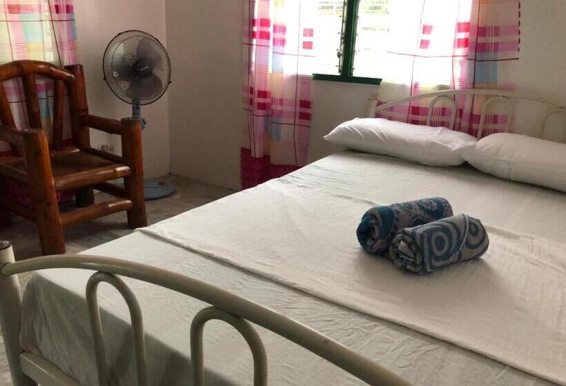 خانه 2 خوابه, Puerto Galera Hostel