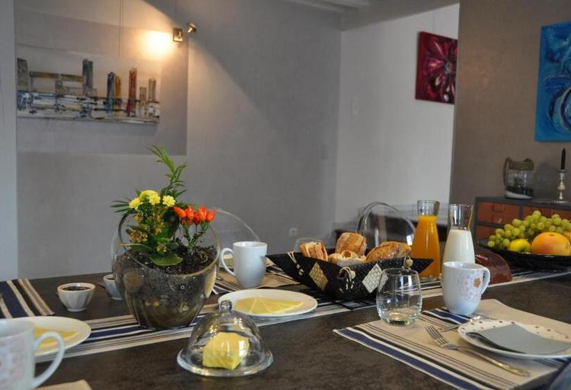 标准间带游泳池, B&b Clos San Gianni