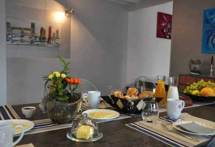 プールビュースタンダードルーム, B&b Clos San Gianni