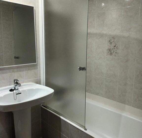 스탠다드 룸, Familiar Maximina