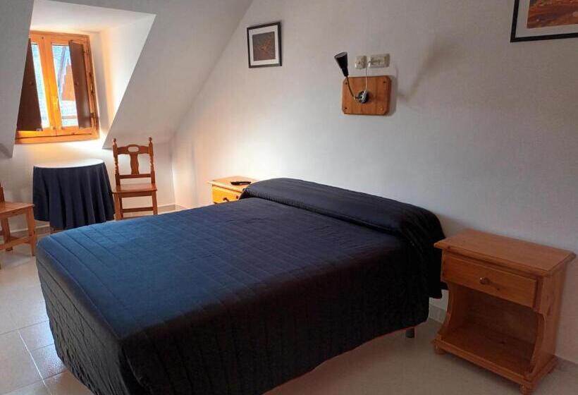 스탠다드 룸, Familiar Maximina