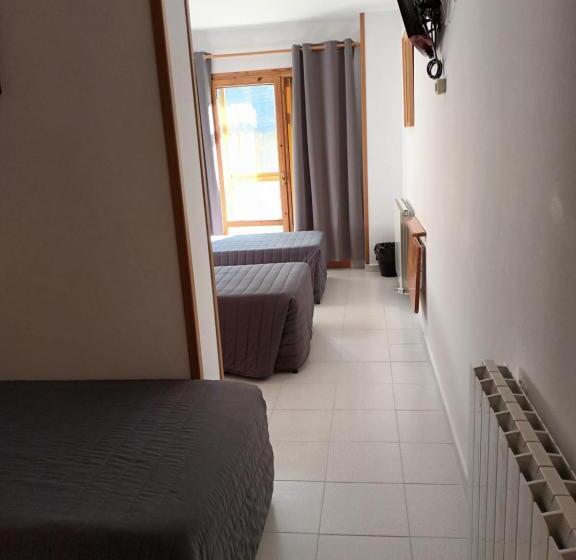 4인용 스탠다드 룸, Familiar Maximina