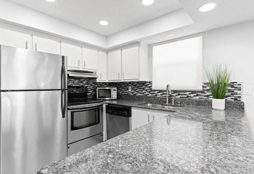 شقة ديلوكس غرفتين نوم, Paradise Beach Club   Ground Floor & Townhouses