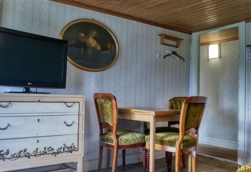 Четырехместный Номер Стандарт, Apelviksgården B&b