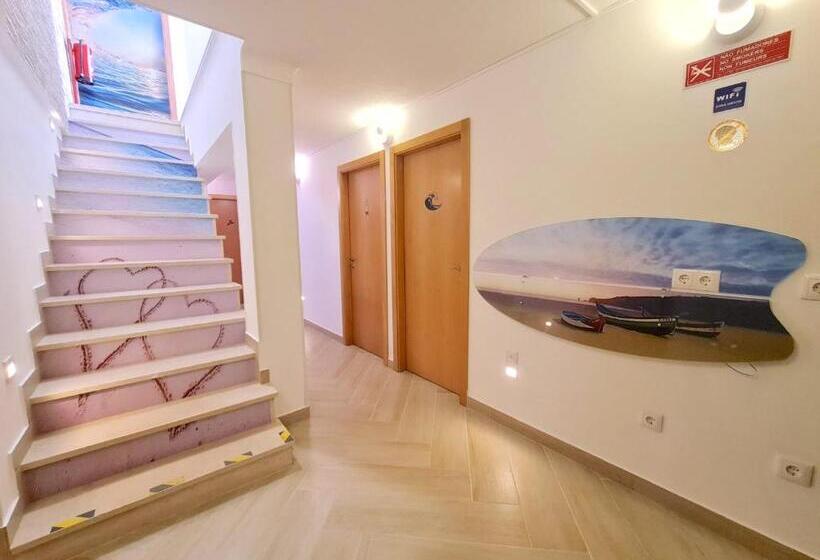 Семейный Номер Совместный Санузел, Quartos Para Viajantes, Surfistas, Grupos, Boa Energia