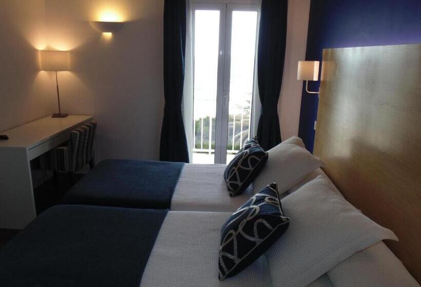 海景标准间带阳台, Llorca