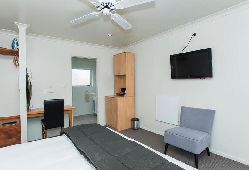 إستوديو قياسى سرير كينج, Ahikaa Gisborne Motel