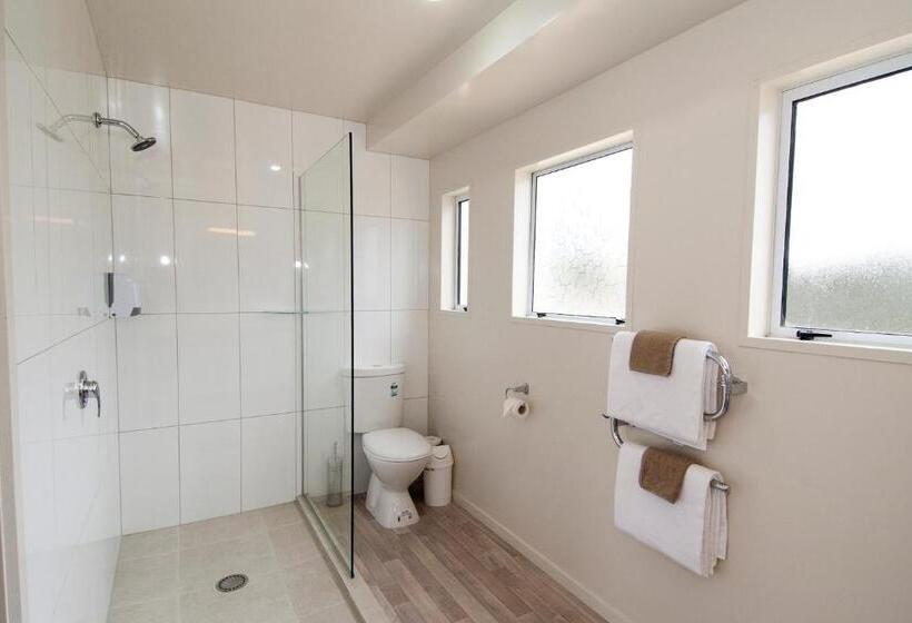 إستوديو قياسى سرير كينج, Ahikaa Gisborne Motel