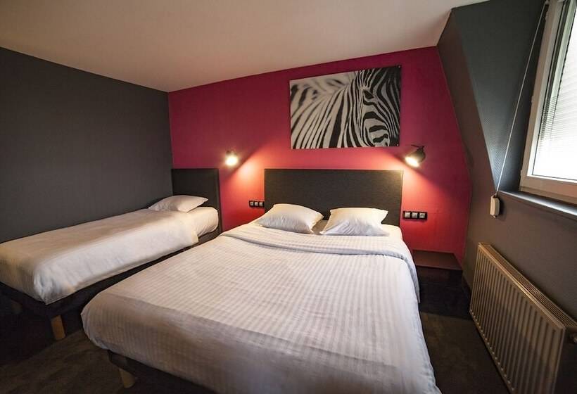 חדר סטנדרט לשלושה, Cit Hotel B