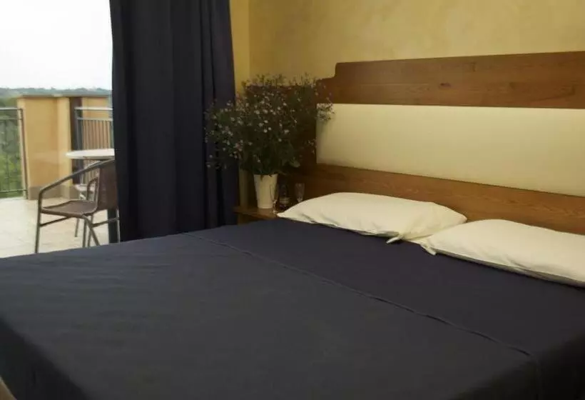 Standard Yhden Hengen Huone, Francalancia Country Resort