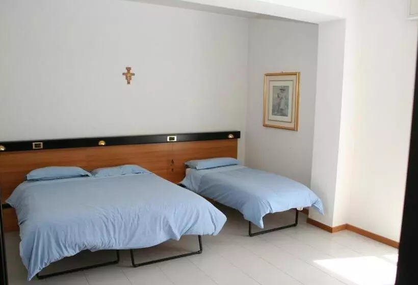スタンダードトリプルルーム, Albergo Sala
