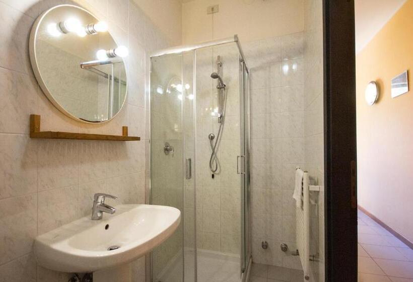 חדר סטנדרט, Albergo Sala