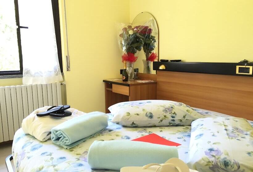 חדר סטנדרט, Albergo Sala