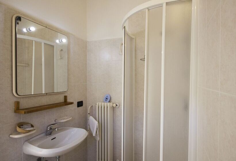 חדר סטנדרט, Albergo Sala