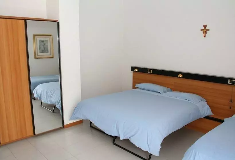 スタンダードトリプルルーム, Albergo Sala