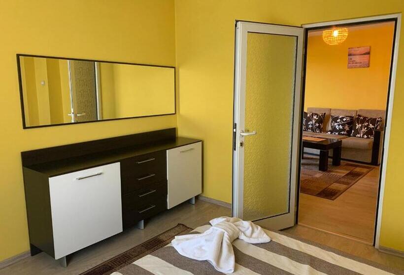 스위트, Alpha Family