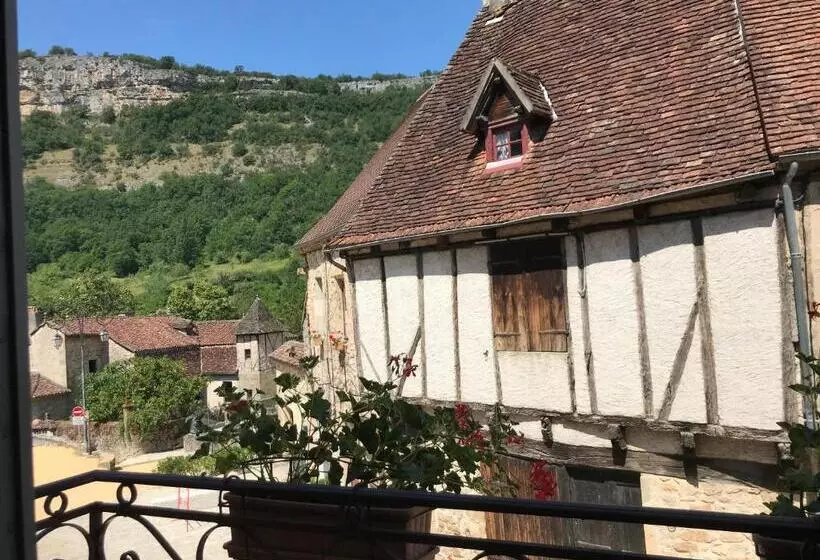バルコニー付きスタンダードトリプルルーム, Logis Auberge De La Fontaine