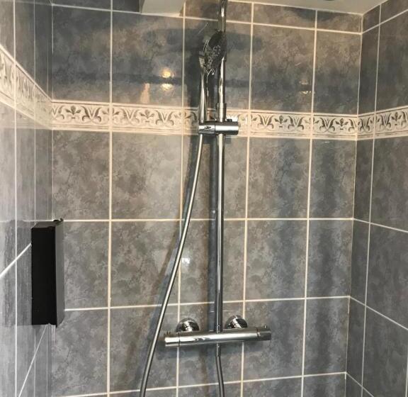 חדר סטנדרט, Logis Auberge De La Fontaine