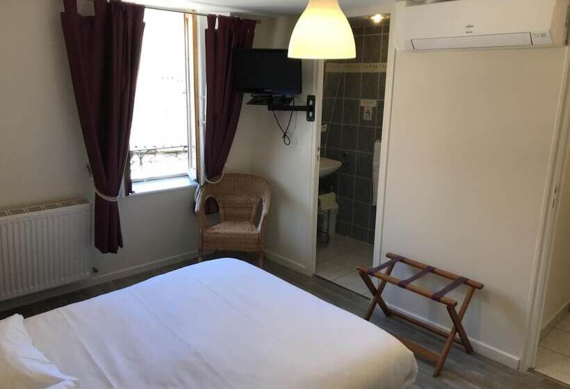 חדר סטנדרט, Logis Auberge De La Fontaine